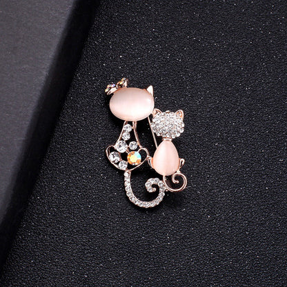 A Korean new fashion high-end brooch women's rhinestone silk scarf buckle anti-light buckle crystal brooch pin pearl jewelry - Mixbatch