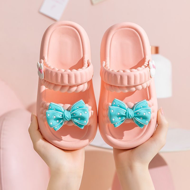 A girls sandals summer bow cute children slippers princess girl non-slip middle aged and older children two wear beach shoes
