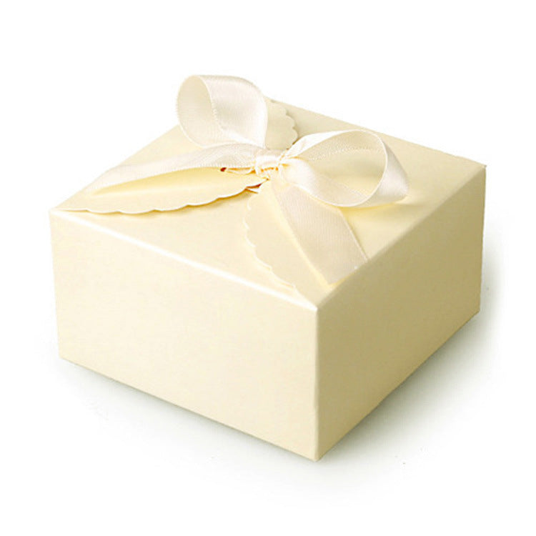 A Korean version of white cardboard soap flower handmade soap square gift box in stock simple baking candy folding small carton MOQ: 100PIECE - Mixbatch