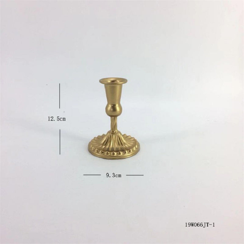 A European wrought iron candle holder Wedding arrangement Single head candle cup Hotel homestay decoration Candle light dinner Candle holder