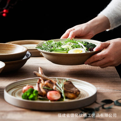 أدوات مائدة خزفية 