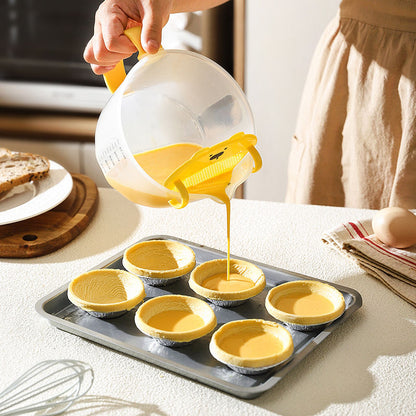 P filter measuring cup with scale