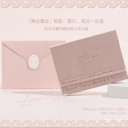 P relief eyeshadow eyeshadow
