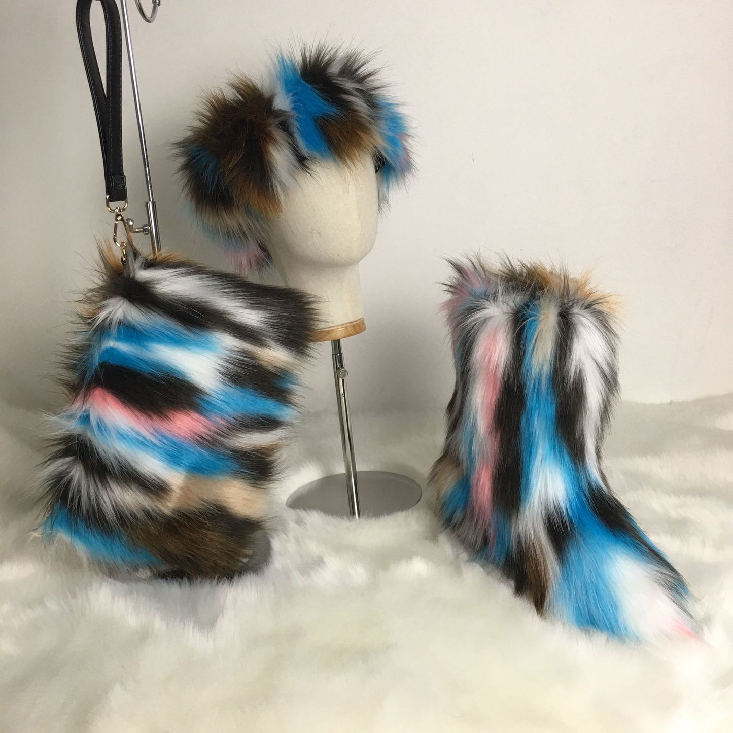 A women's fluffy snow boots clutch bag plush headband headgear three 3-piece set