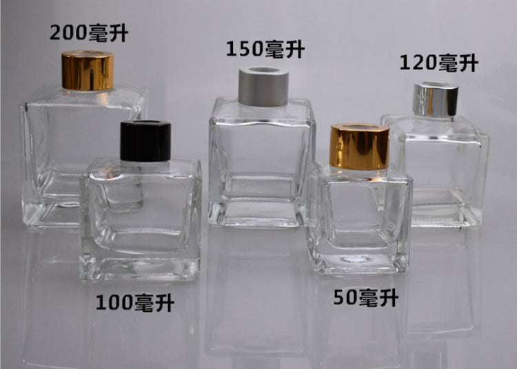 A new square aromatherapy bottle Car aromatherapy 50ml square incense bottle Volatile bottle Essential oil bottle Aromatherapy bottle