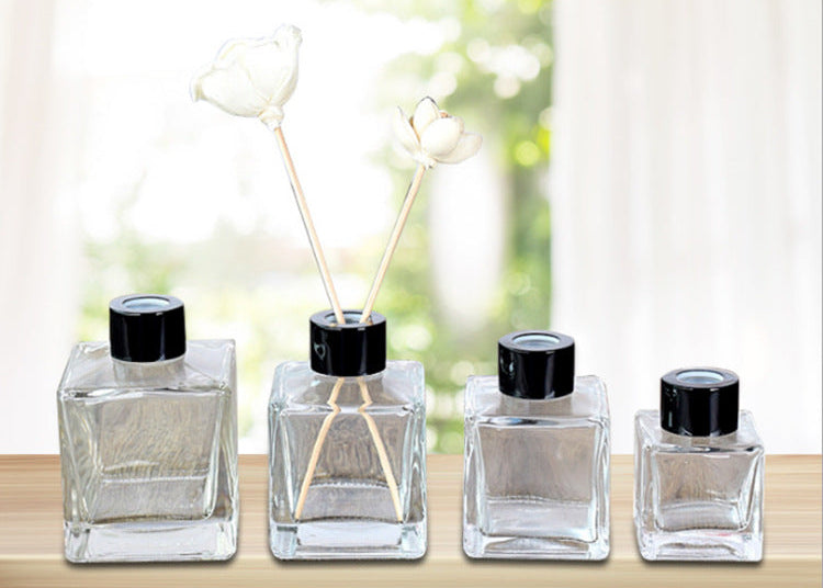 A new square aromatherapy bottle Car aromatherapy 50ml square incense bottle Volatile bottle Essential oil bottle Aromatherapy bottle