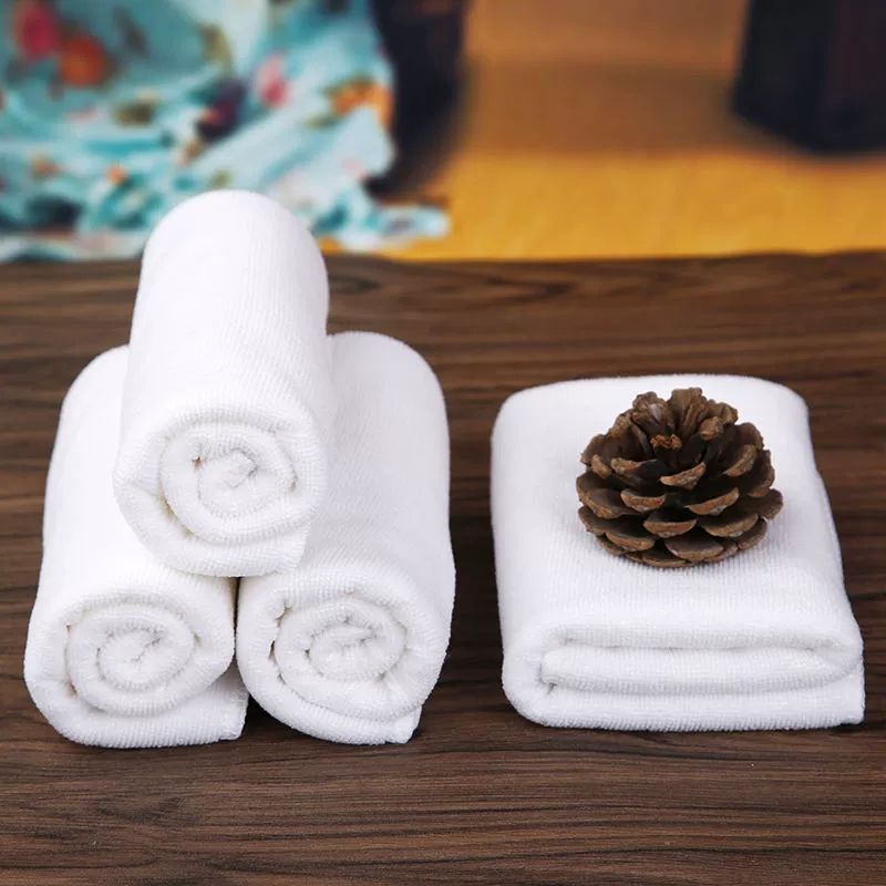 P multi-color  towel