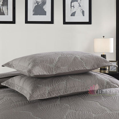 A Double-sided cotton pillowcase