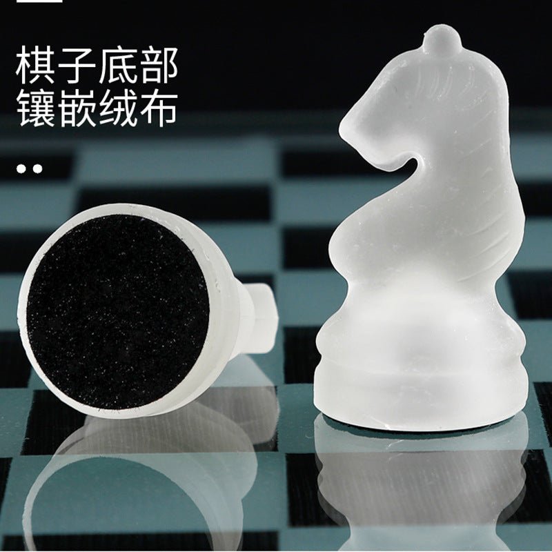 زينة شطرنج زجاجية شفافة 