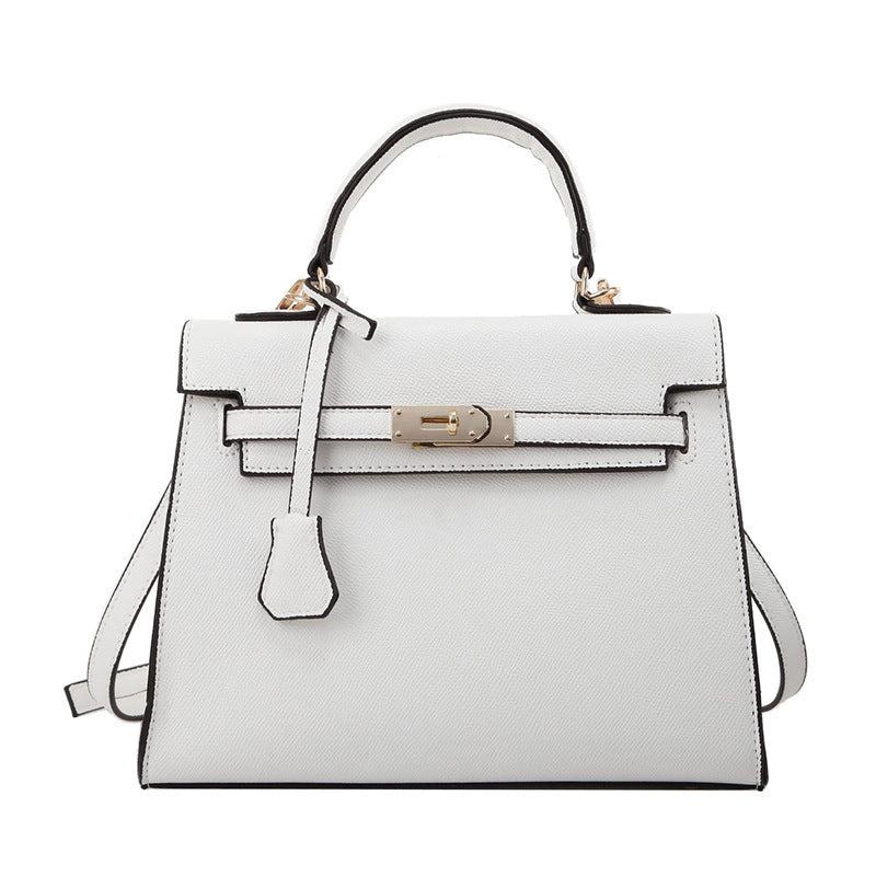A new Korean version of the versatile messenger shoulder bag portable fashion Kelly bag