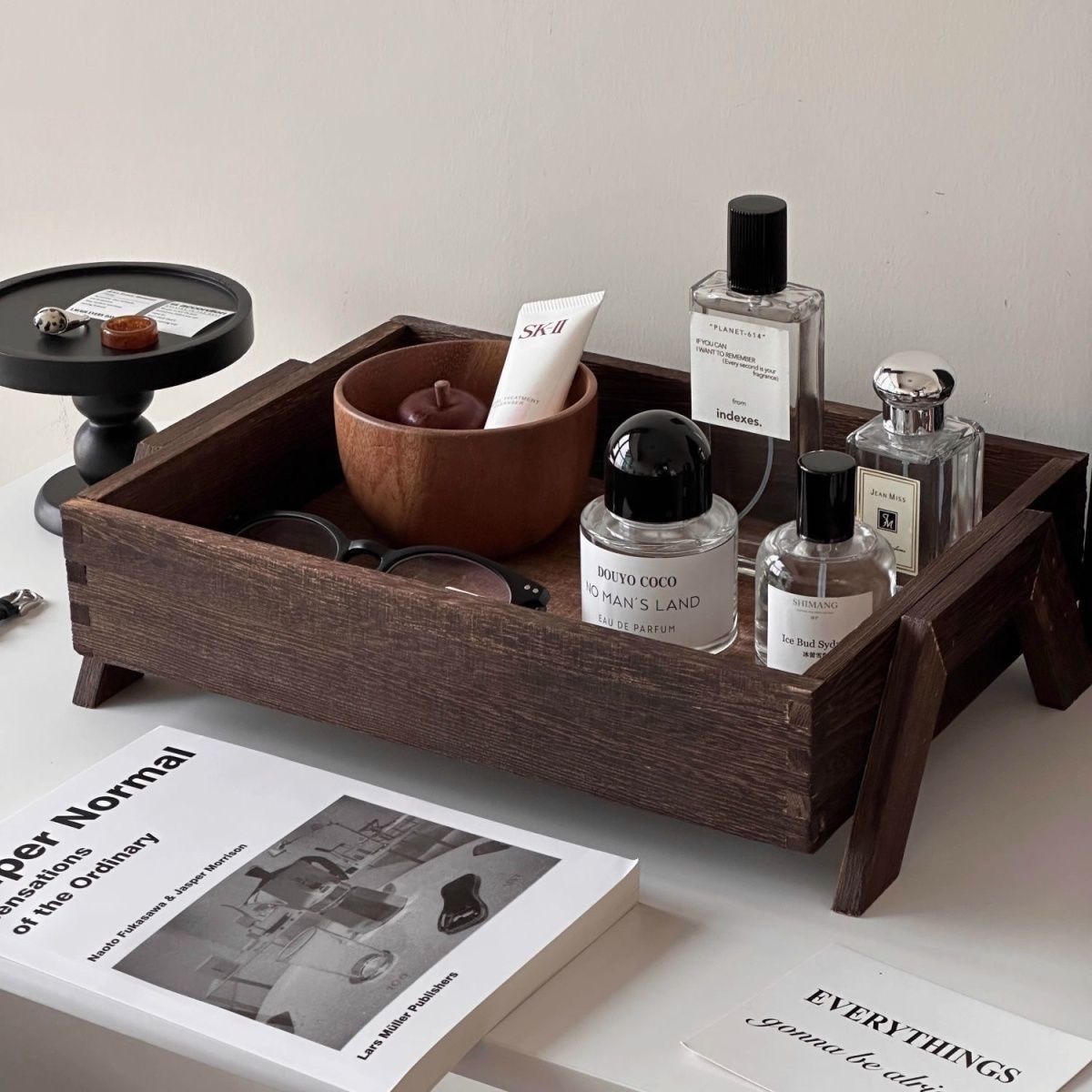 P retro solid color wooden tray free assembly high foot shape suitable for porch, bedroom, dining room