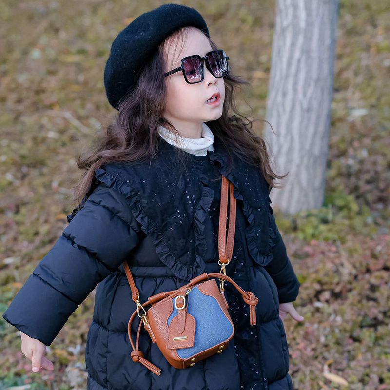 P new mini foreign style child baby oblique straddle bag baby boomer Internet celebrity fashion princess portable girl bag tide - Mixbatch