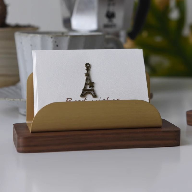 حامل عرض بطاقات العمل P، صندوق بطاقات عمل فاخر من الخشب الصلب والنحاس 