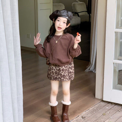 P children's sweater skirt set