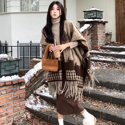 P Cape Shawl