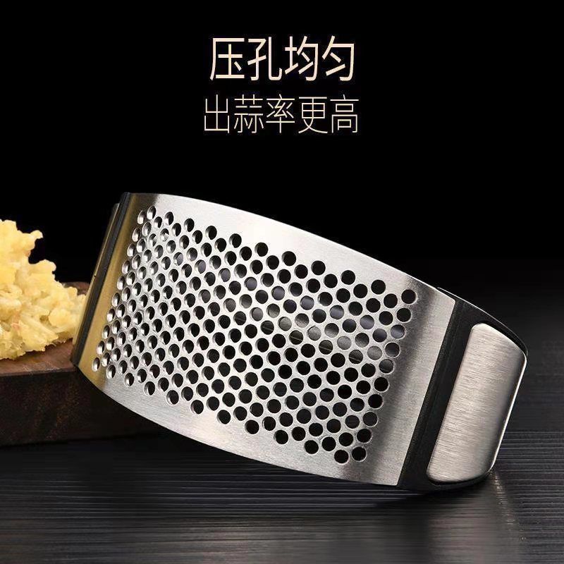Stainless steel hand-operated ring garlic press garlic mashed garlic artifact pounded garlic scoop household kitchen garlic powder shooting tool. - Mixbatch