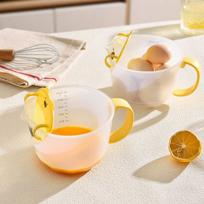 P filter measuring cup with scale