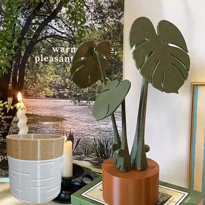 P magnet coaster ornament