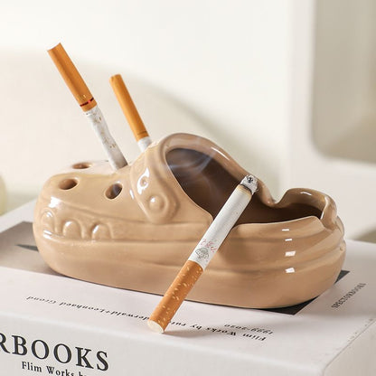 P ceramic ashtray
