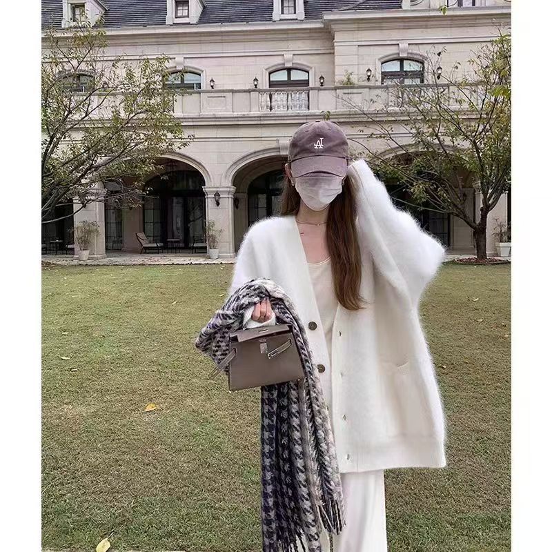P sweater jacket