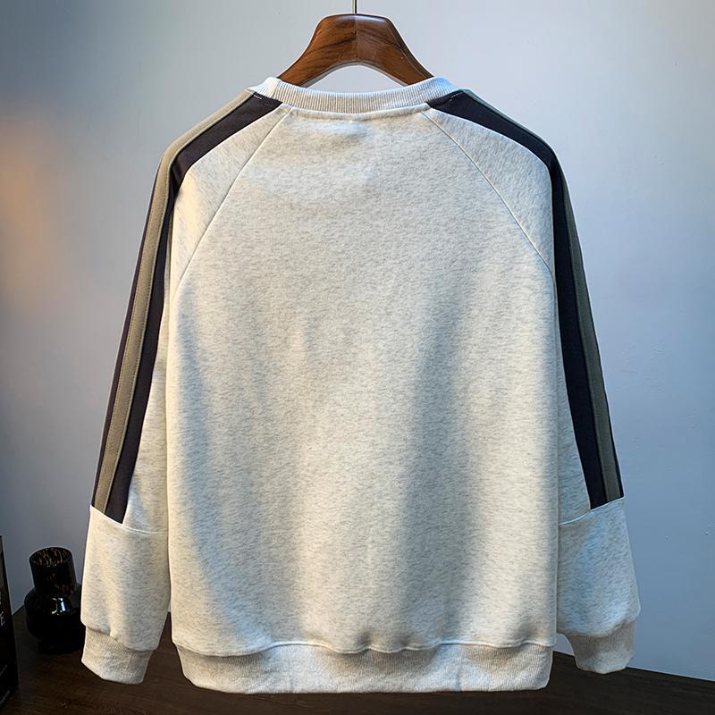 P crew neck sweater