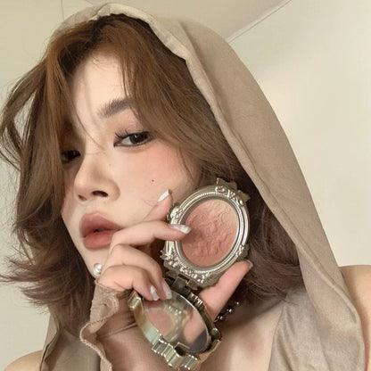 P Embossed Blush