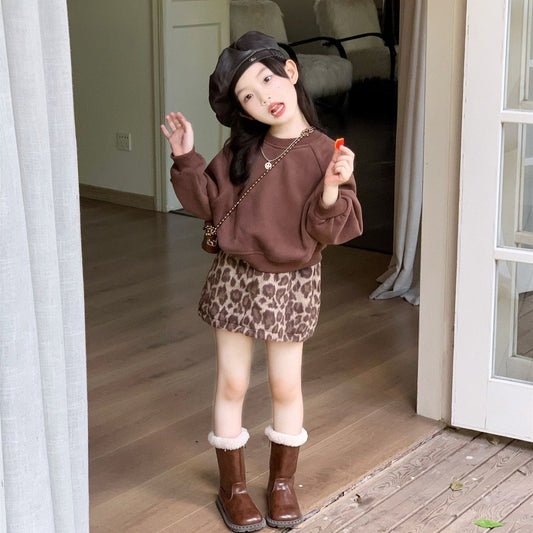 P children's sweater skirt set