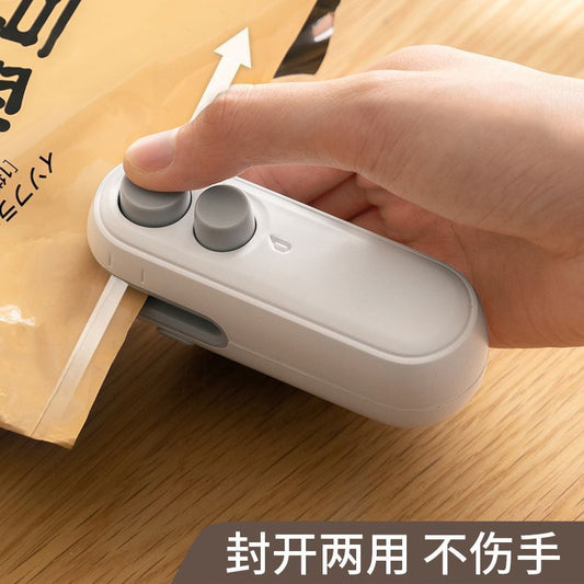 (VIDEO) New Mini Sealing Machine Magnetic Charging Household Snack Freshness Sealing God Multi functional Small Sealing Machine - Mixbatch