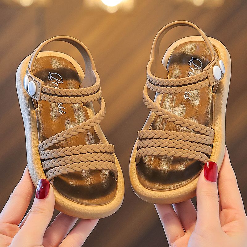 P new large, medium and children's fashion trendy version little girl princess shoes beach cool slippers