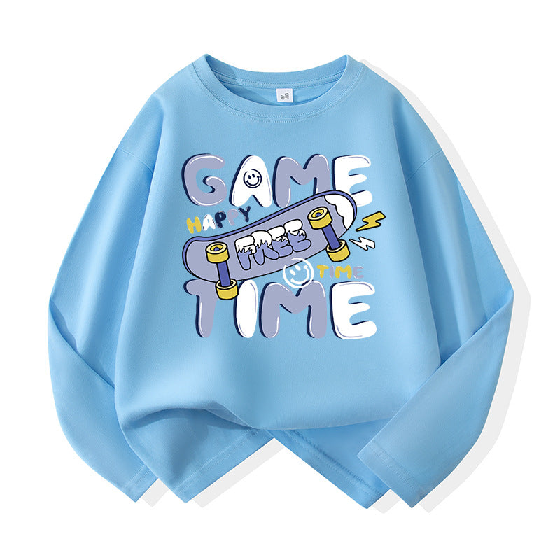 A long-sleeved T-shirt top