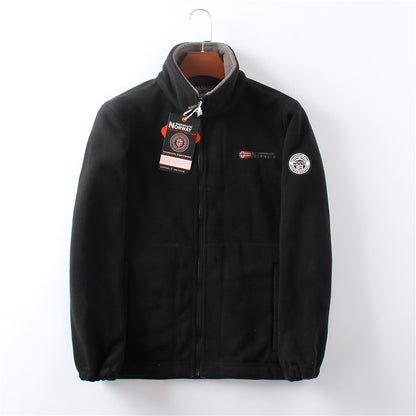 A Fleece and thickened double-sided fleece jacket for men, warm in autumn and winter, casual and loose large-size jacket.