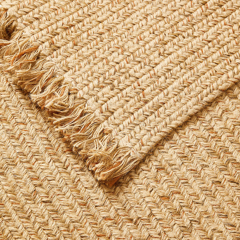 سجادة أرضية منسوجة من الجوت 