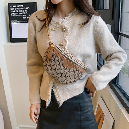 A fashionable Internet celebrity breast bag ins bag