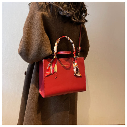 A handbag shoulder bag