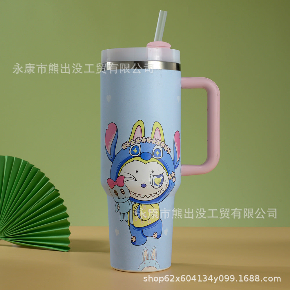 A 304 stainless steel straw cup