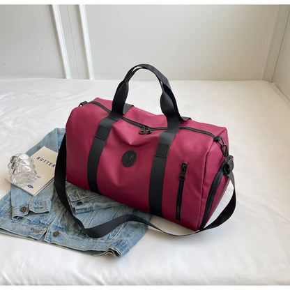 A large capacity handbag