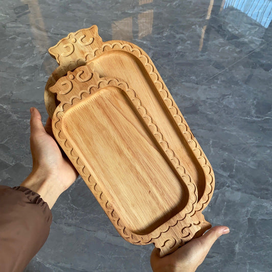 A Ethnic style characteristic pattern fruit plate solid wood carving