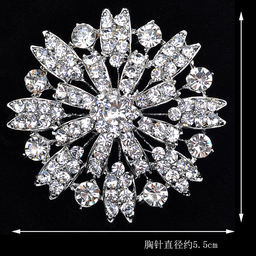 A European and American round rhinestone corsage, bridal brooch, retro high-end simple full diamond pin wedding dress with accessories - Mixbatch