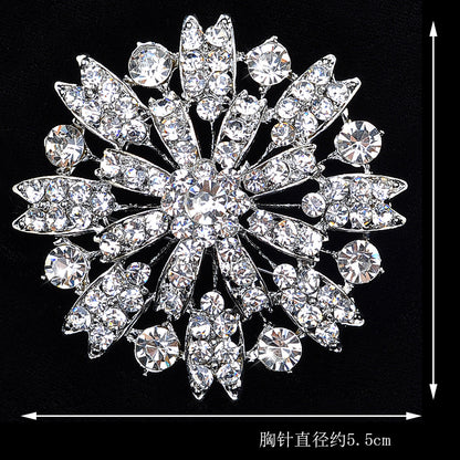 A European and American round rhinestone corsage, bridal brooch, retro high-end simple full diamond pin wedding dress with accessories - Mixbatch