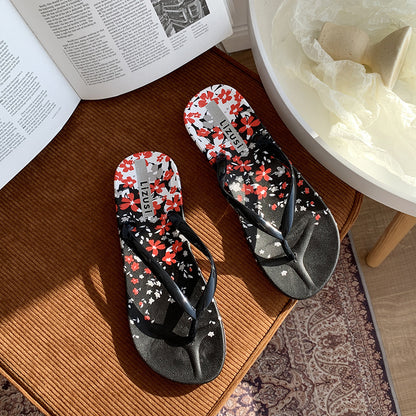 A flip-flops female summer casual wear simple fruit cartoon light and comfortable soft bottom toe pinch foot beach cool slippers