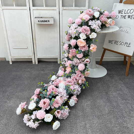 A wedding trailing flower arrangement engagement banquet simulation silk flower finished decorative flower arrangement peacock tail wedding flower arrangement