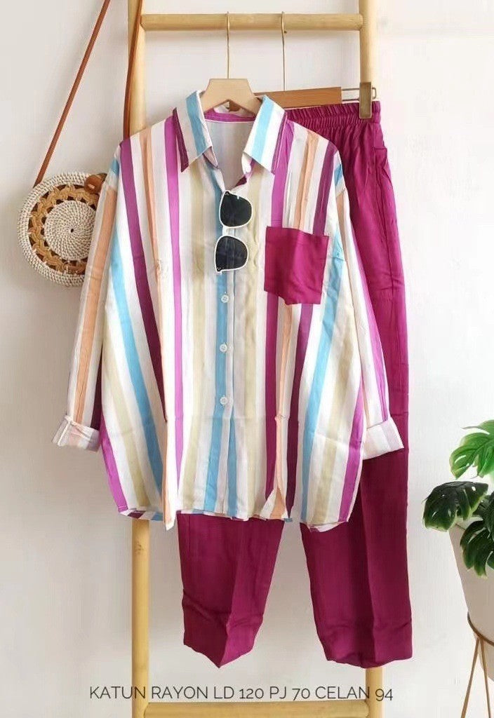 A large size women's clothing summer slightly fat MM fashion loose and thin comfortable casual striped suit