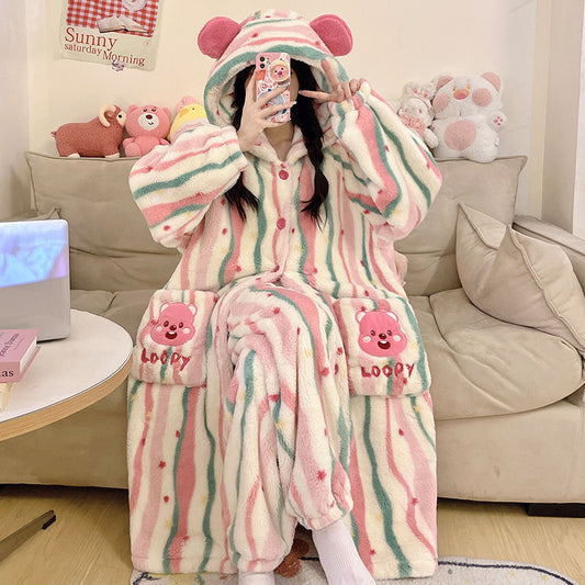 A cute pajamas thickened and velvet