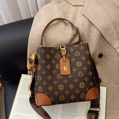 Type A printed large-capacity women's versatile portable shoulder messenger bag