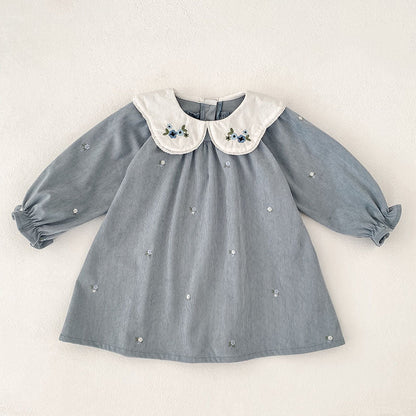 A Children's clothes