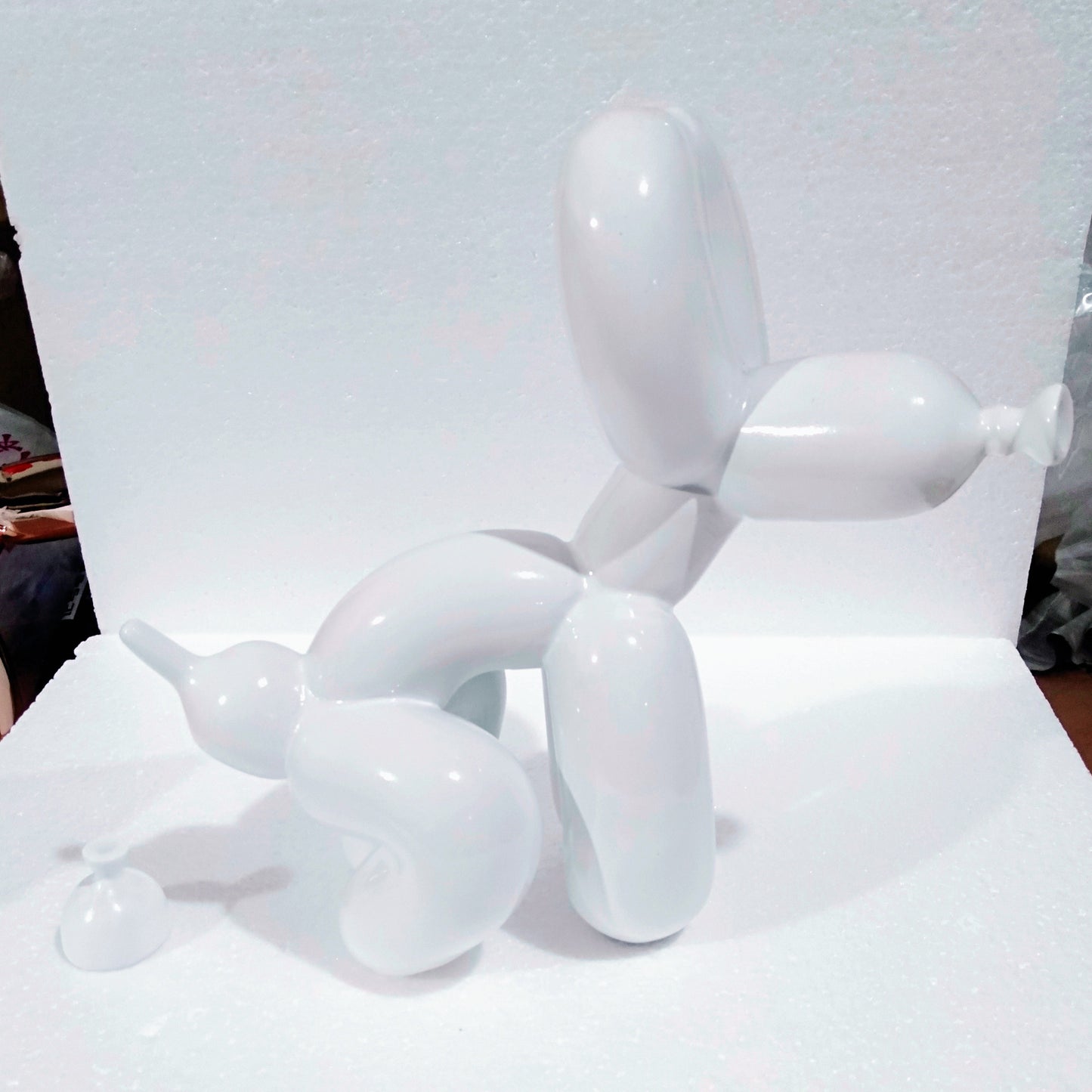 A balloon dog ornament