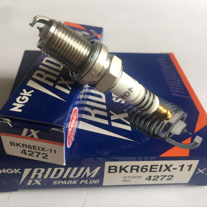 A NGK Iridium Spark Plug BKR6EIX-11 4272 for Volkswagen Bora Suiteng Buick Excelle Haval H3H5