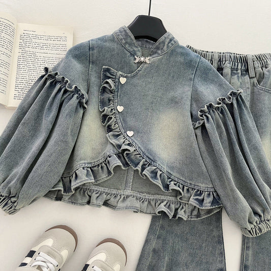 A children's and teenagers' suit