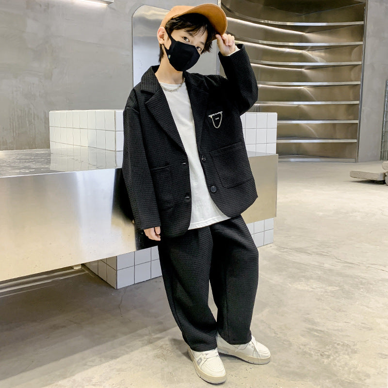 A Children's and teenagers' suit