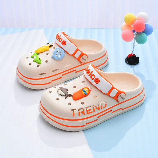 A non-slip children's slippers summer boys and girls cool slippers girls children baby hole shoes